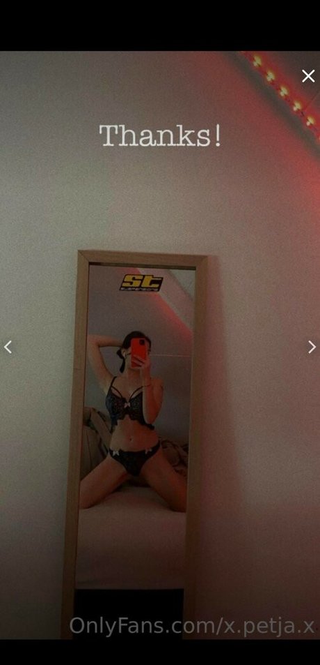 chaton courbé onlyfans des nus parfaits collection