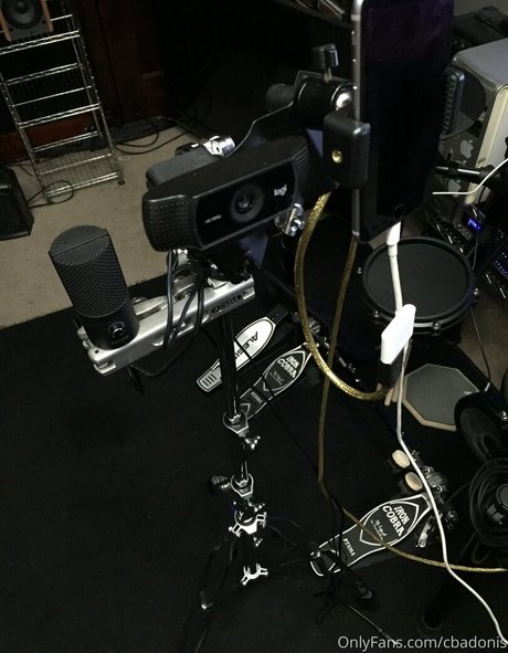 cbadonis modèle artistique photos