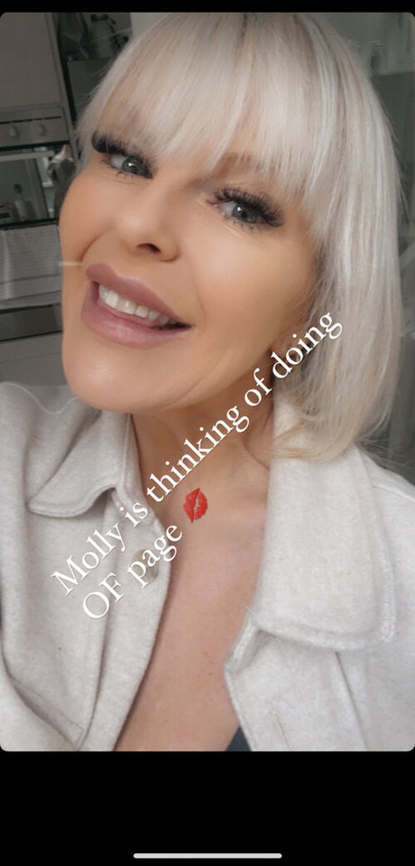 Mollyjfoxx joli modèle archive