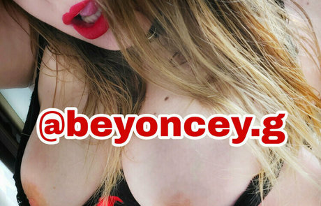 curvaceous barbie actrice de grande qualité des photos