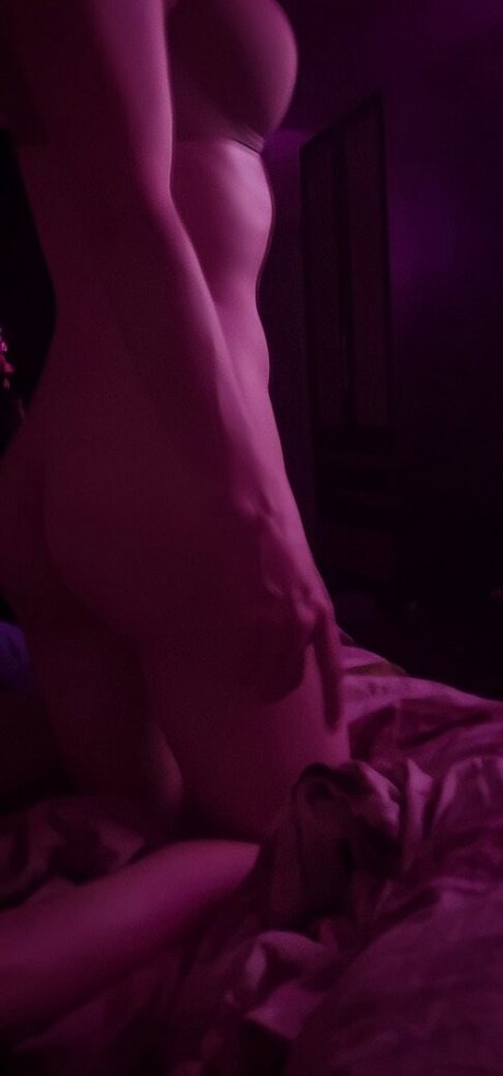 MerliPlays actrice sexy des photos