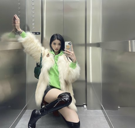 kiligkira star du porno chaude photo