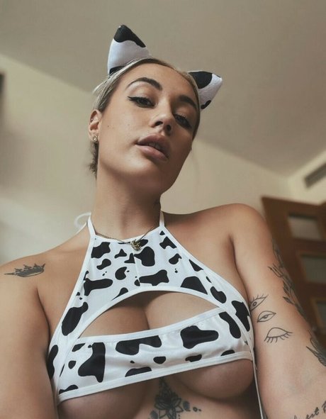 Rocioloppez modèle chaud images