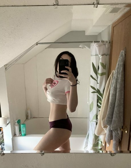 bbykatexxx actrice artistique des photos