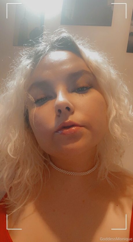 moniiquexxx art de star du porno image