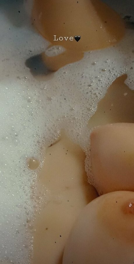 humpday addams modèle xxx photo