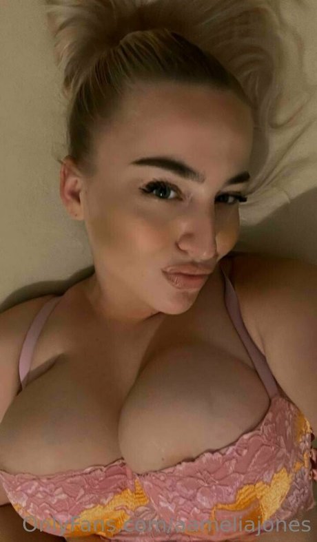 amelia smith actrice de grande qualité des photos