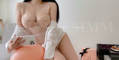 imoliveemmm modèle xxx photo