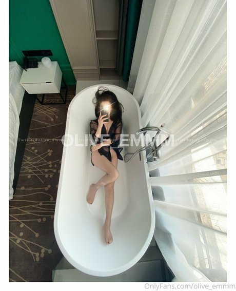 imoliveemmm nus star du porno photos