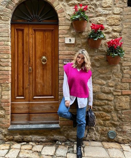 Andreea Ungur star du porno érotique galerie