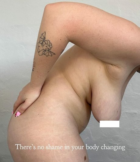 Isabella Davis haut étoile photos