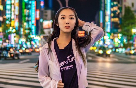 triciaisabirdy modèle de haute qualité des photos