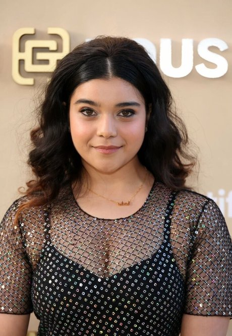 Iman Vellani étoile galeries