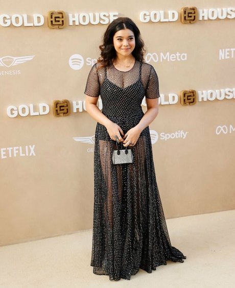 Iman Vellani modèle de sexe images