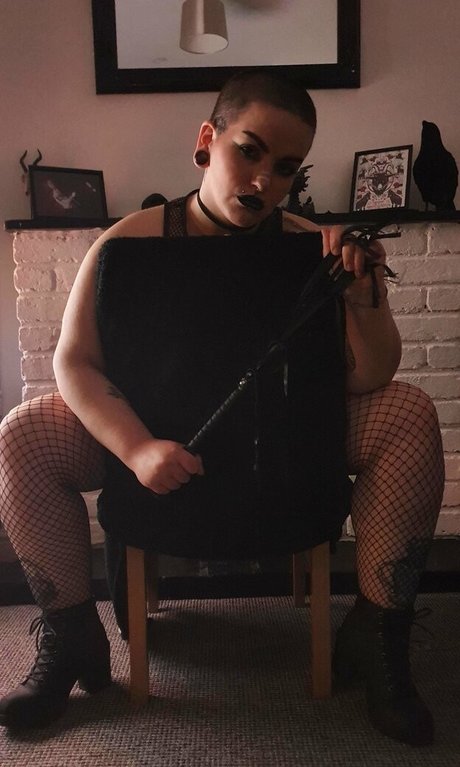 little m0th modèle meilleur image