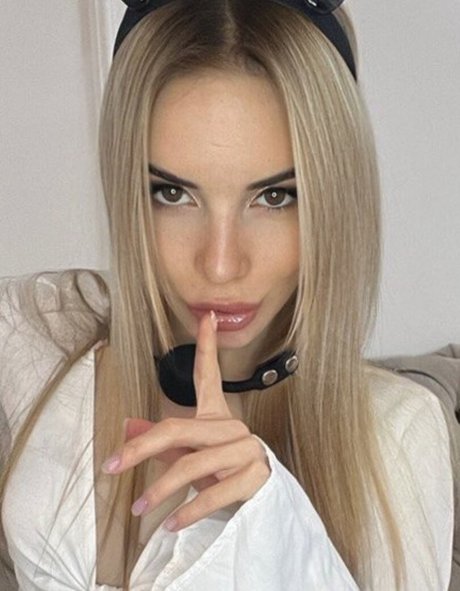 Virginal rebecca actrice porno photo