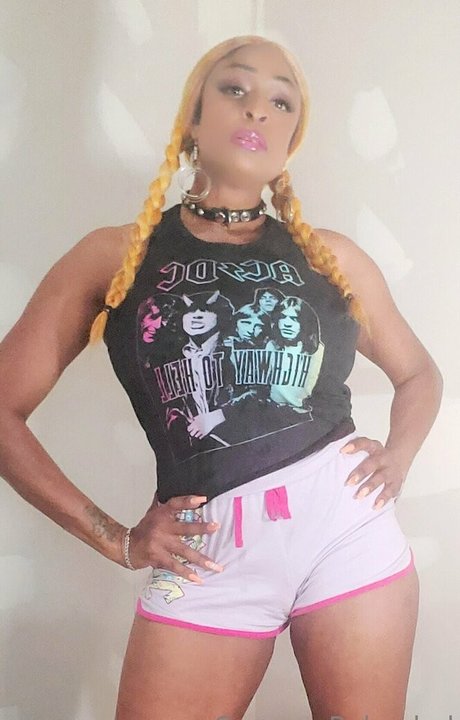 therealcarmenhayes star du porno adulte galeries