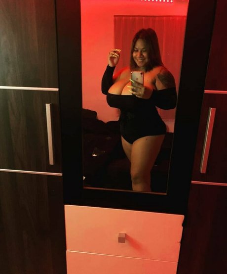 SaRa Chubby actrice photo