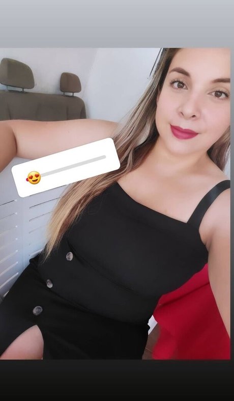fille courbée dà côté onlyfans nu meilleur collection