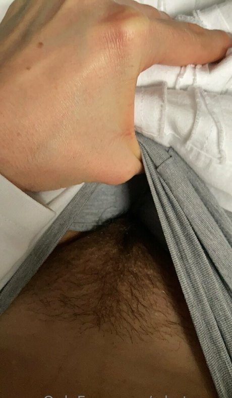 infirmière brune onlyfans sexy chaud img