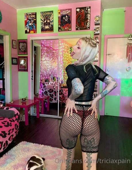TriciaXPain top star images