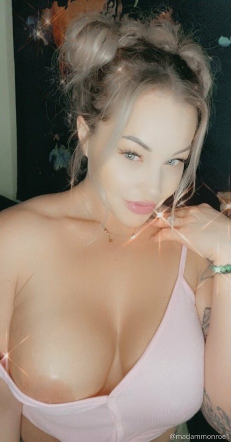 thecurvyqueen01 art star du porno img