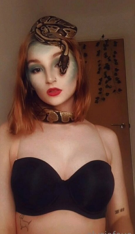 twink nu onlyfans belle érotique img