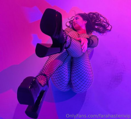 farahasterivip actrice parfaite galeries