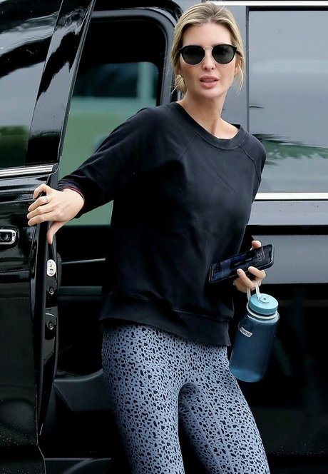 Ivanka Trump modèle pornographique photos