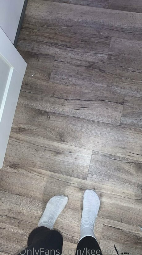 Brunettebhabie actrice pornographique image