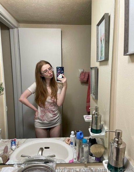 gemini jones star du porno photos