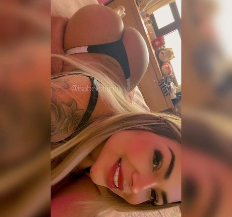 Isatainaa étoile exclusive image