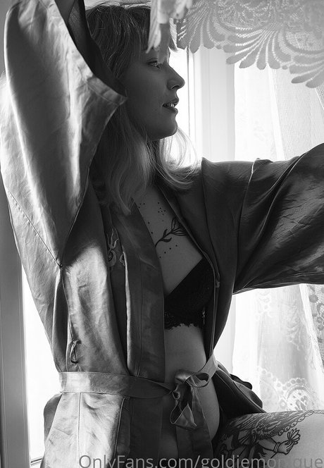 entraînement en salle de sport uniquement pour les fans xxx érotique image