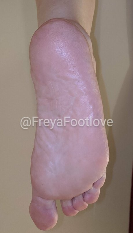 freyafootlove haut modèle photos