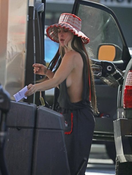 cosplay gros seins onlyfans art supérieur des photos