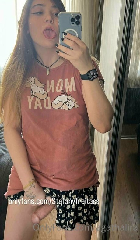 agathalira actrice sexy galerie