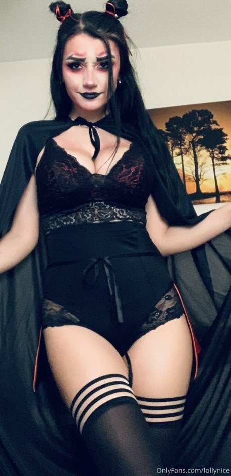 adolescent maigre onlyfans assez nue photos