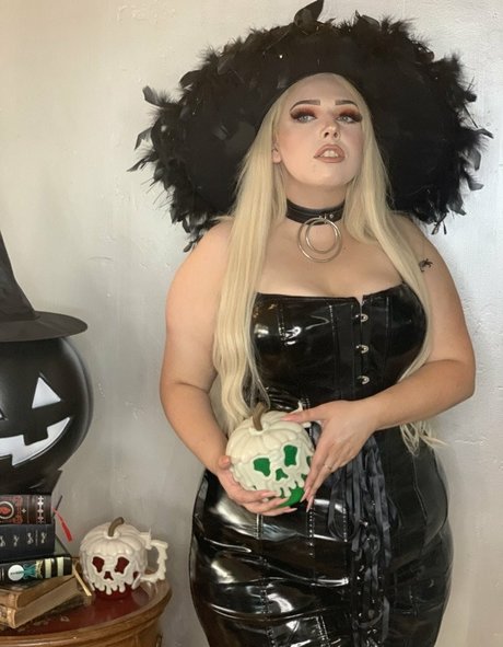 pixiechickxoxo modèle gratuit archive