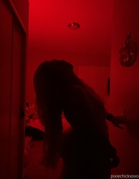 pixiechickxoxo actrice nue galerie