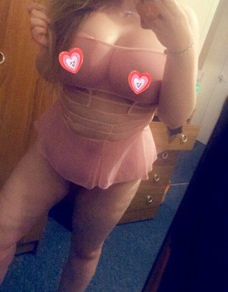 Lucy May Dawson joli modèle image