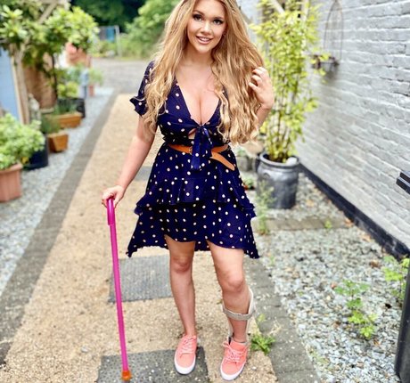 Lucy May Dawson actrice adulte des photos