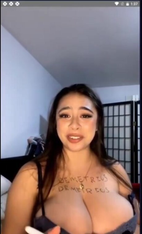 lingerie milf uniquementfans assez pornographique photo