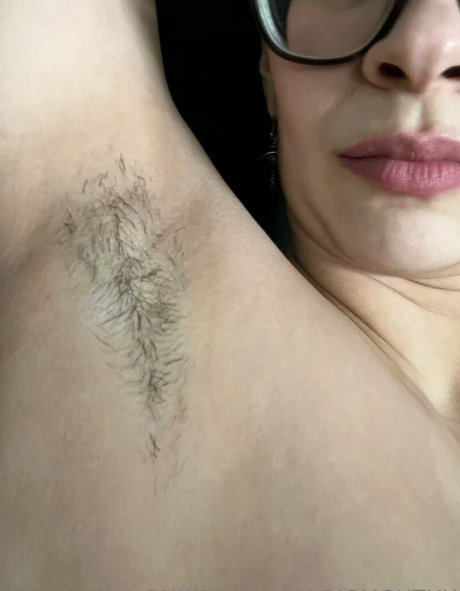 visage blond uniquementfans belle nue photos