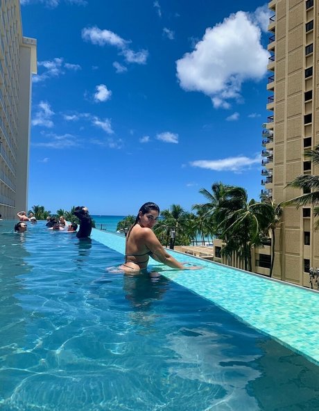 beronikamartinez jolie étoile galeries