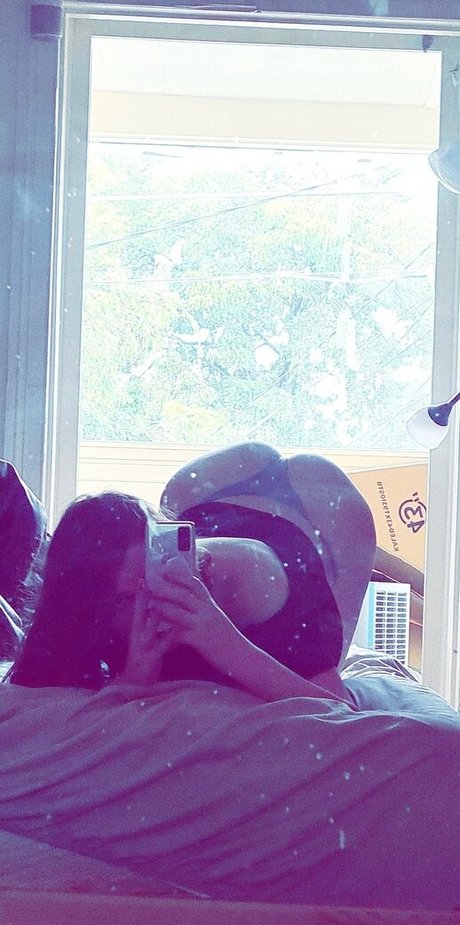 joi uniquementfans hd jolie img