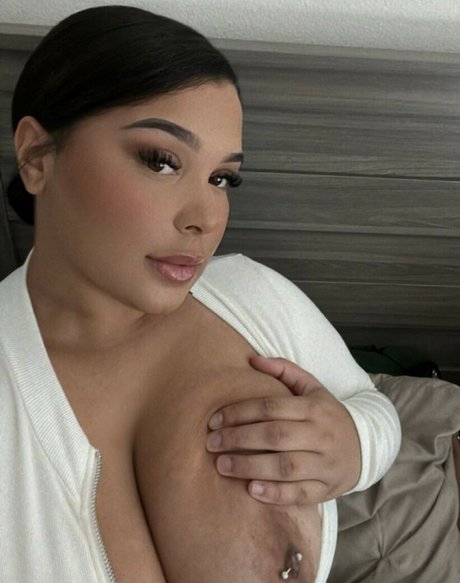 laixxx modèle xxx photos