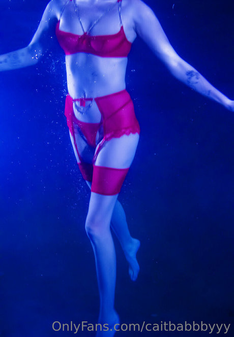 Cait Coldwell actrice sexy archive