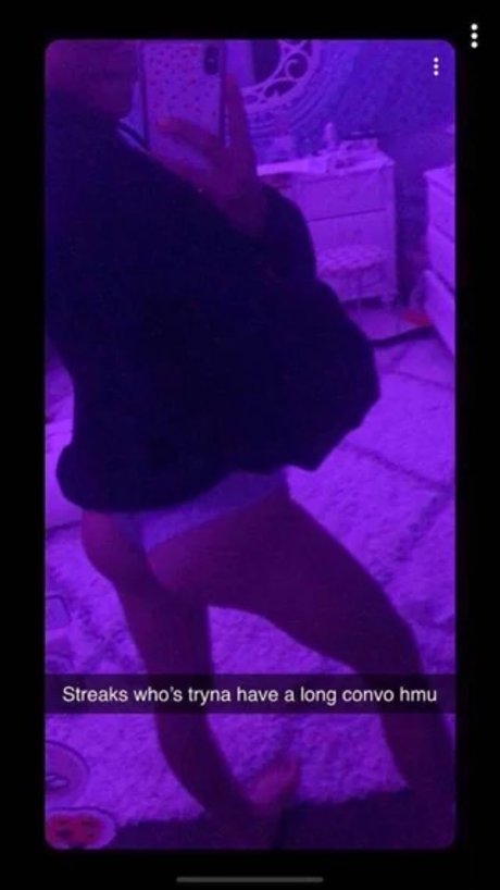 Katie Pego modèle meilleur image