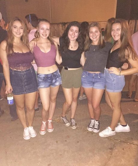 Julia F actrice de nus photos