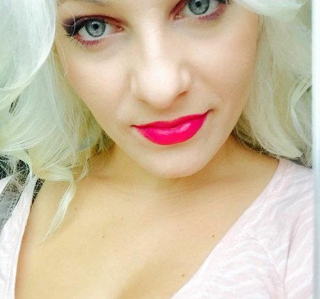 Mirjana Matic étoile sympa photo